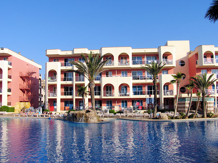 Hotel mit Pool